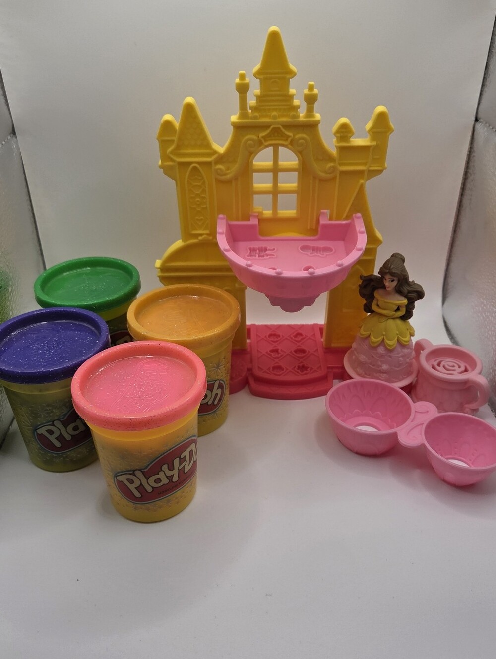 Play-Doh Disney Princess Belle Blooming Castle Playset Beauty & The Beast